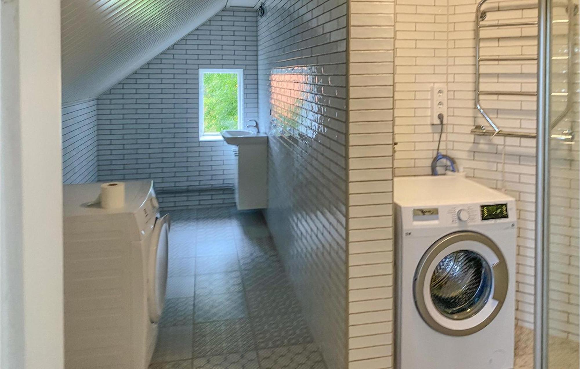Awesome Home In Oedeshoeg With Wifi Екстер'єр фото