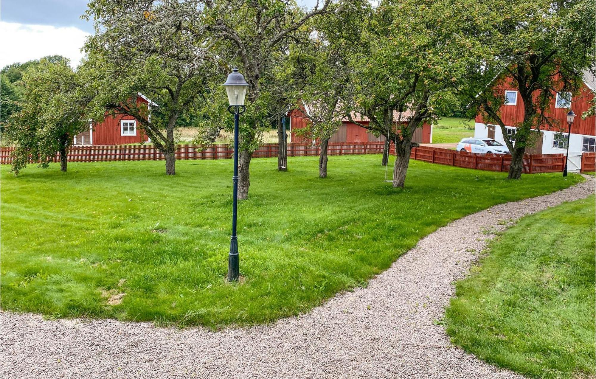 Awesome Home In Oedeshoeg With Wifi Екстер'єр фото